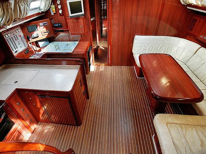 Ocean Yachts Ocean Star 58.4 - 5 cab. in Alimos on SamBoat