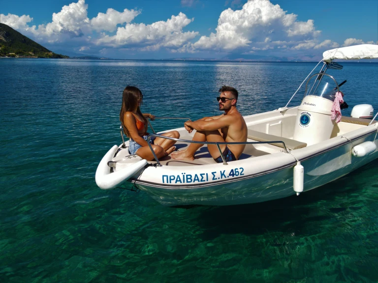 Rent a Nireus Nireus 550 Benitses
