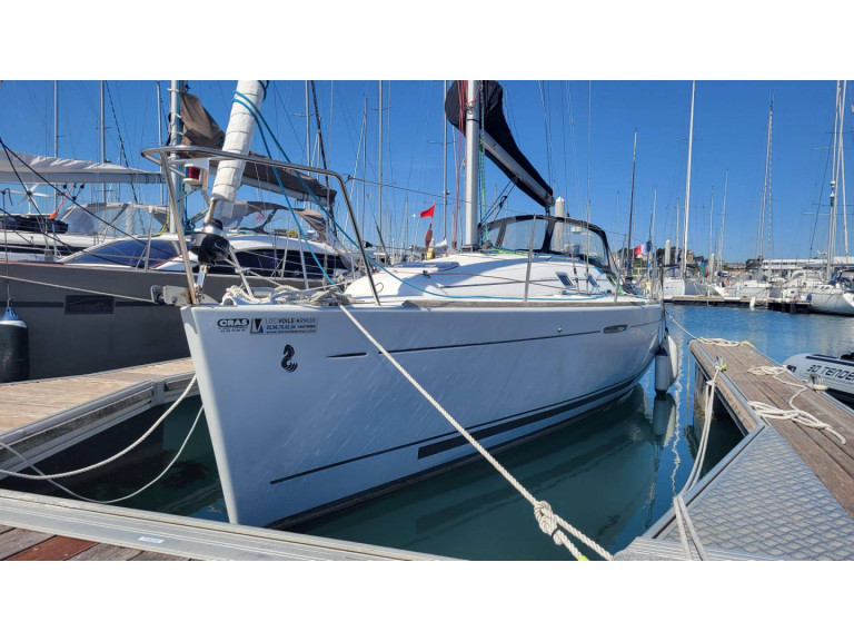 Sailboat rental with or without captain Bénéteau Saint-Quay-Portrieux