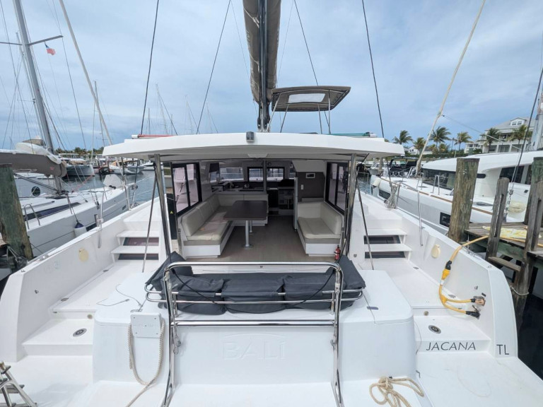 Bali Bali 4.1 in Le Marin on SamBoat
