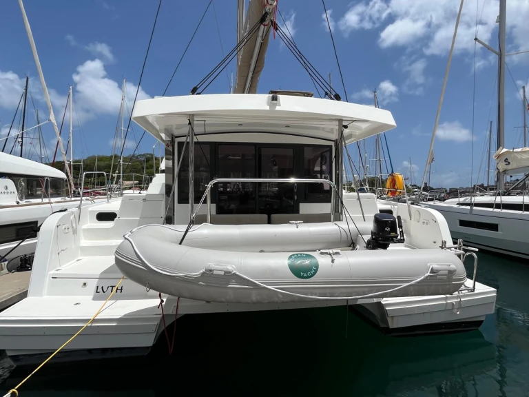 Rent a Bali Bali Catspace Voile Anse Marcel