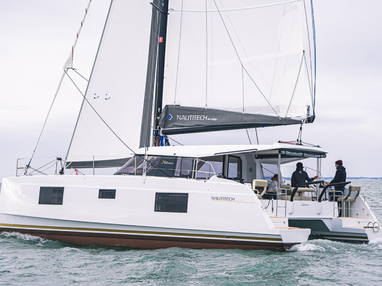 Bareboat Rental Catamaran Bavaria with a boat licence