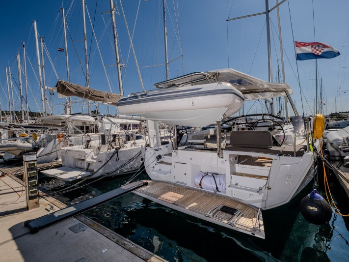 Dufour Dufour 48 in Šibenik on SamBoat