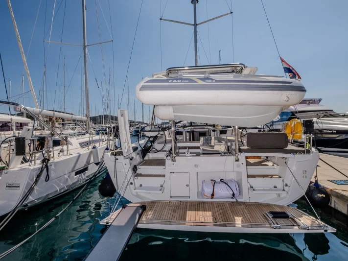 Rent a Dufour Dufour 48 Šibenik