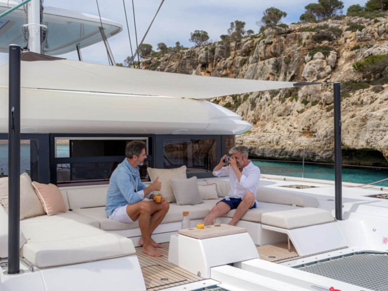 Yacht charter Trogir cheap Lagoon 55 - 4 + 2 cab.
