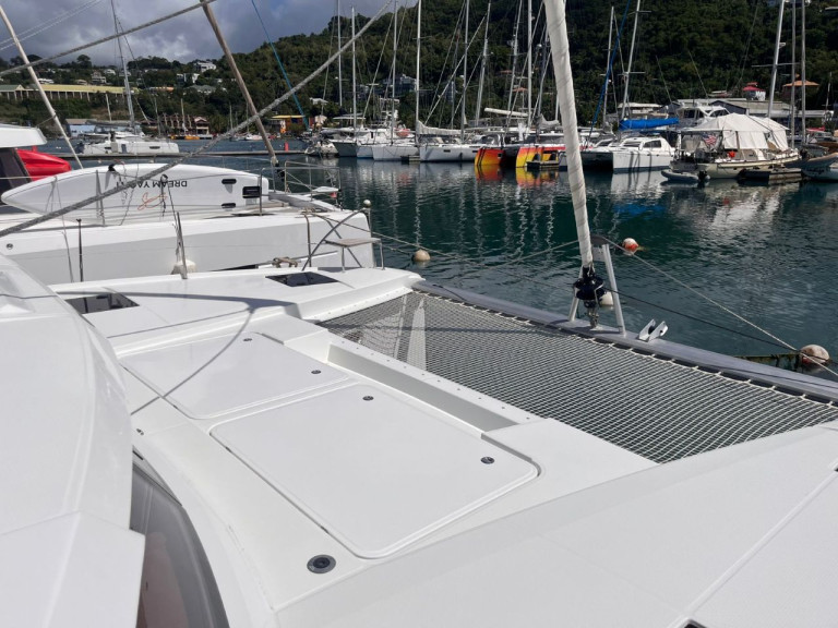 Catamaran rental with or without captain Fountaine Pajot Le Marin