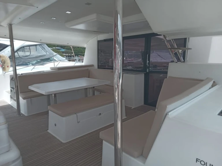 Catamaran rental in Parham Town - Fountaine Pajot Saba 50