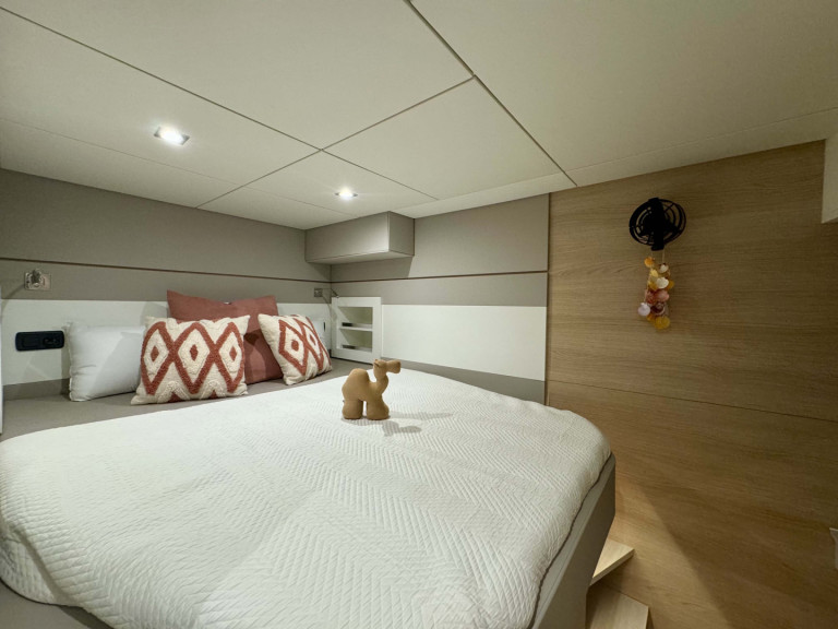 Catamaran rental in Port Grimaud - Aventura Aventura 45