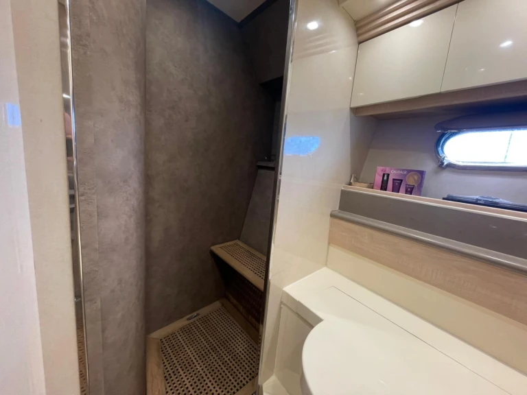 Luxury Yacht for rent Palermo at the best price