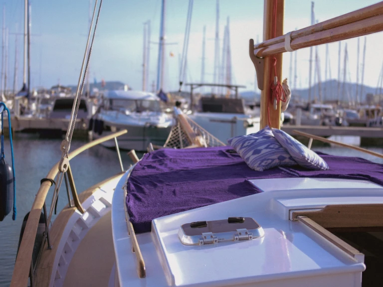 Yacht charter Puerto de Pollensa cheap Classico 1960
