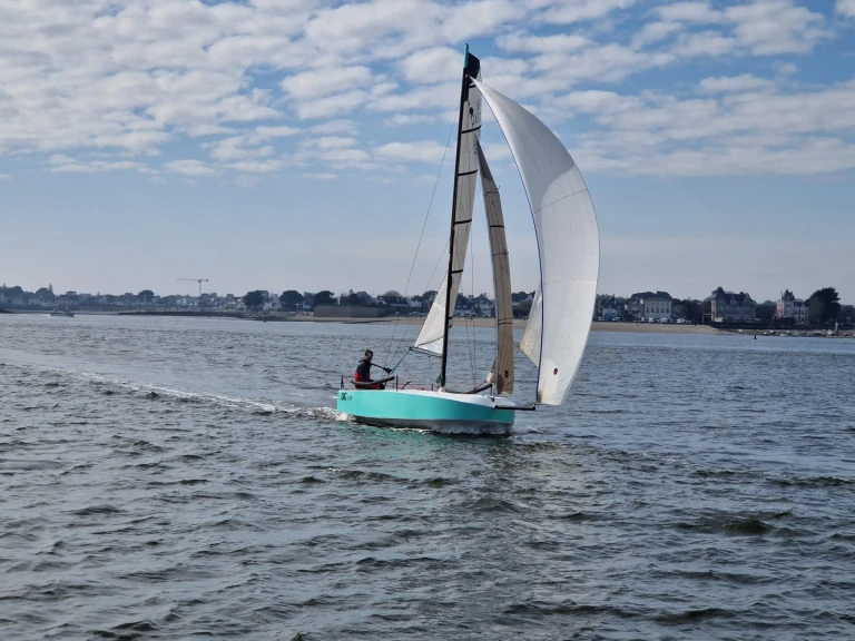 Rent a DG Boats DG 5.5 Lorient