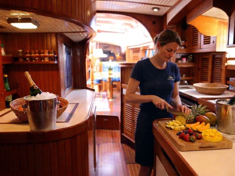 Rent a Ta Chiao Scorpio 72 Hyères