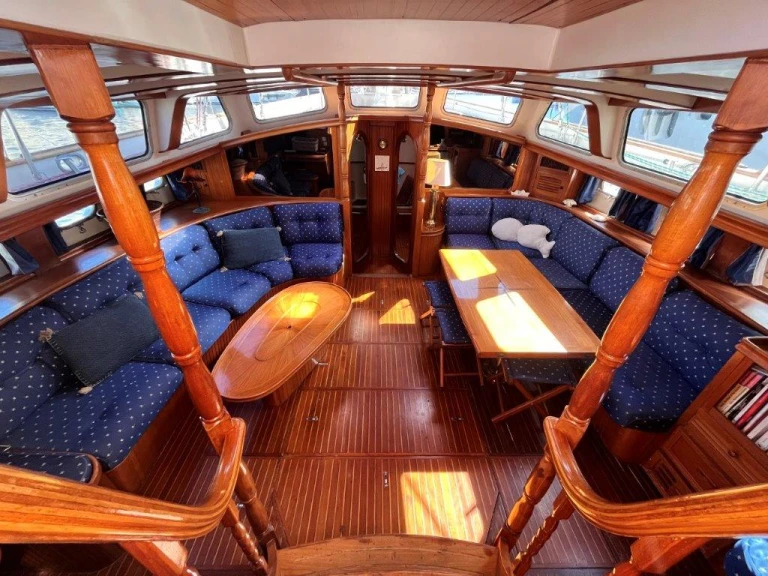 Sailboat rental in Hyères - Ta Chiao Scorpio 72