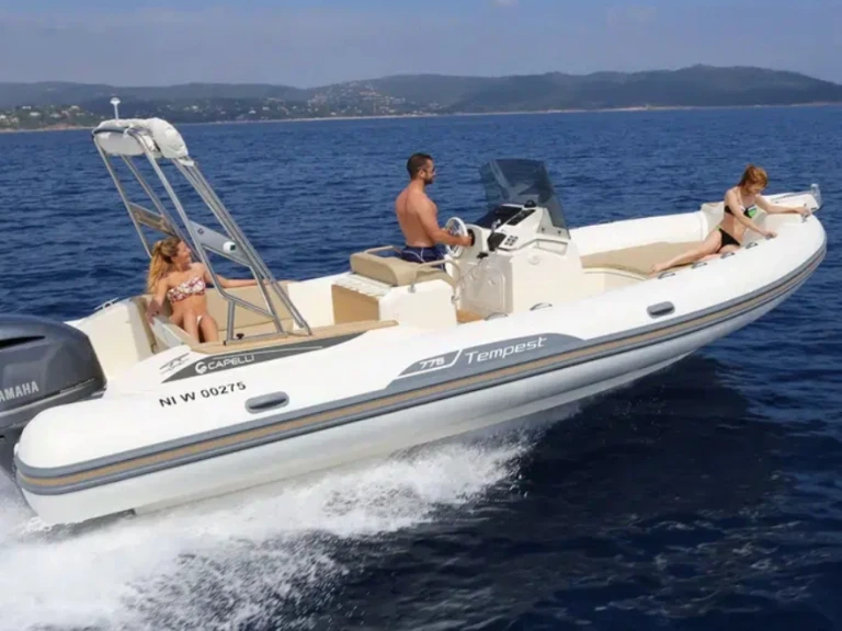 Bareboat Rental RIB Capelli with a boat licence
