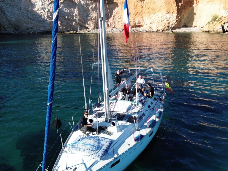 Bénéteau Oceanis 390 in Palma de Mallorca on SamBoat