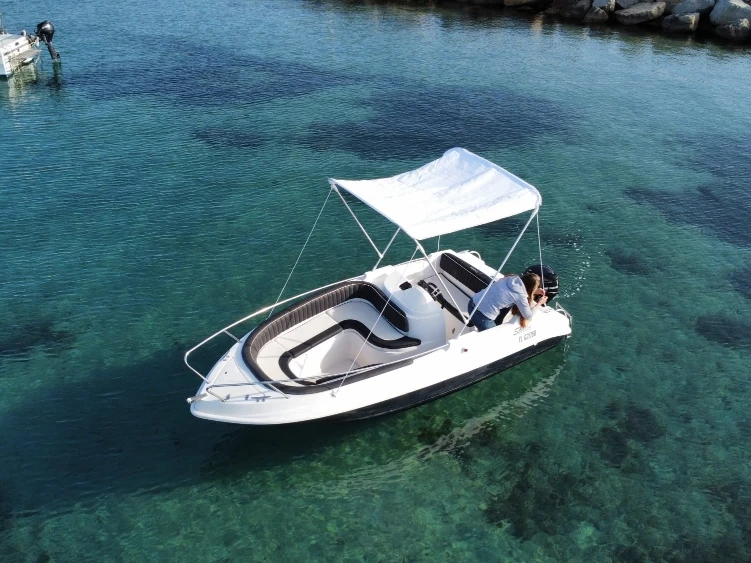 Motorboat rental with or without captain kruger Cannes