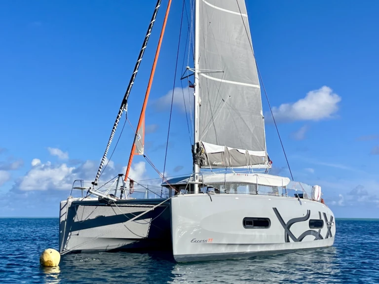 Rent a Excess Excess 11 Papeete