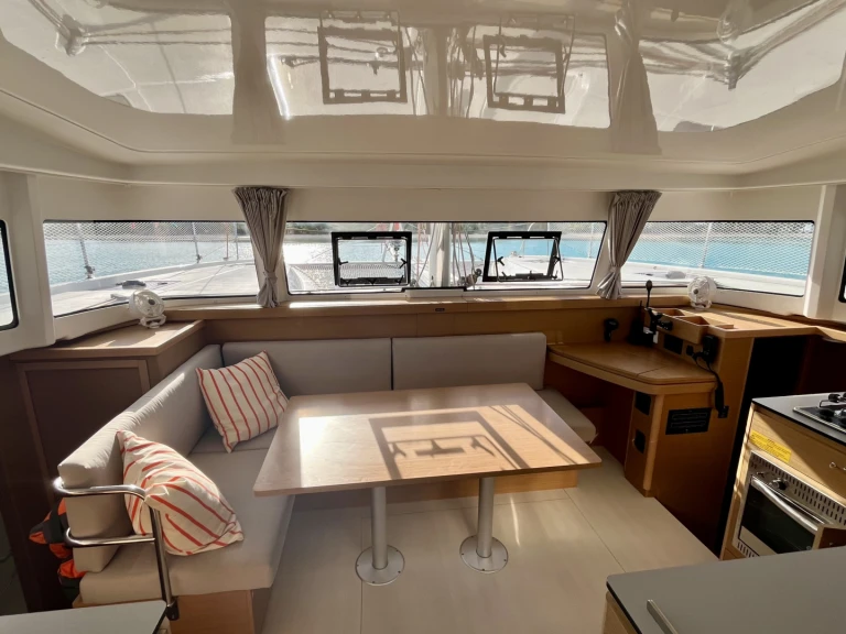 Boat rental Excess Excess 11 in Papeete on Samboat