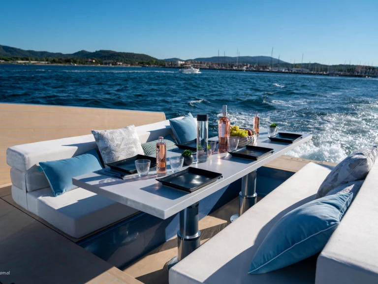 Alium Yachts 42'S in Cannes on SamBoat