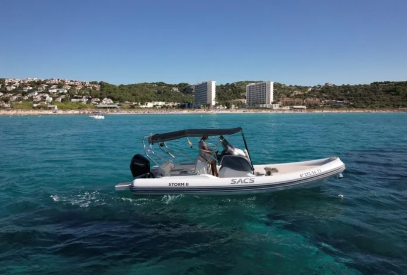 Yacht charter Tivat cheap Sacs S 780