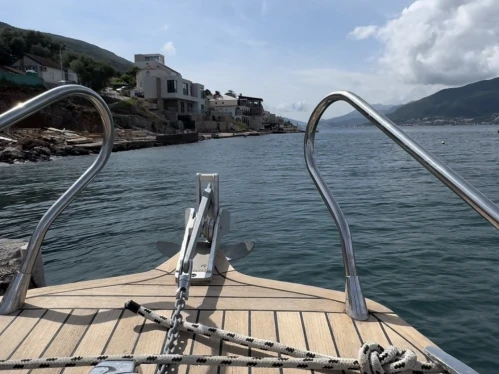 Boat rental Shark 23 in Tivat on Samboat