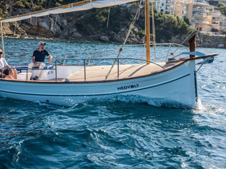 Motorboat rental in Dénia - medvolt m7
