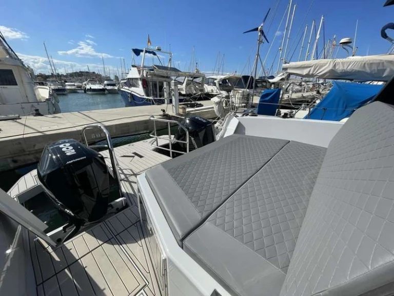 Kattum K 30 in Dénia on SamBoat