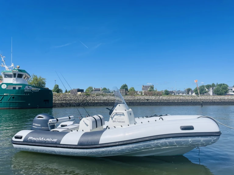 Zodiac Pro Open 650 Ultimate charter bareboat or captained in  La Trinité-sur-Mer