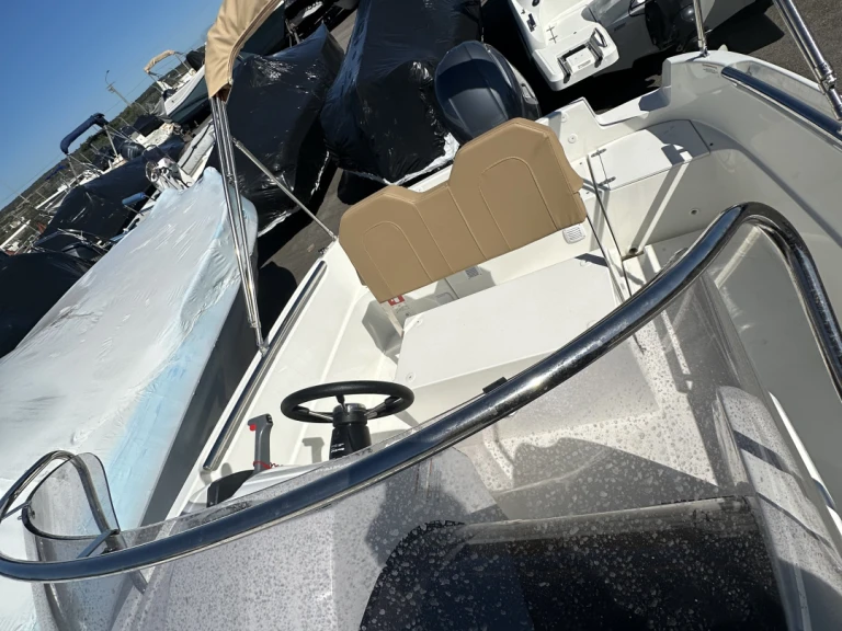 Yacht charter Ciutadella de Menorca cheap S6