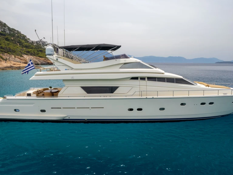 Ferretti Ferretti 80 in Marina Aliki on SamBoat