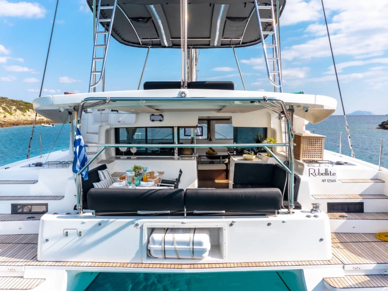 Boat rental Lagoon Lagoon 46 in Marina Aliki on Samboat