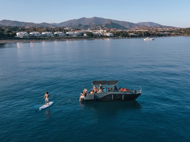 Moonday 780 wa in Estepona on SamBoat