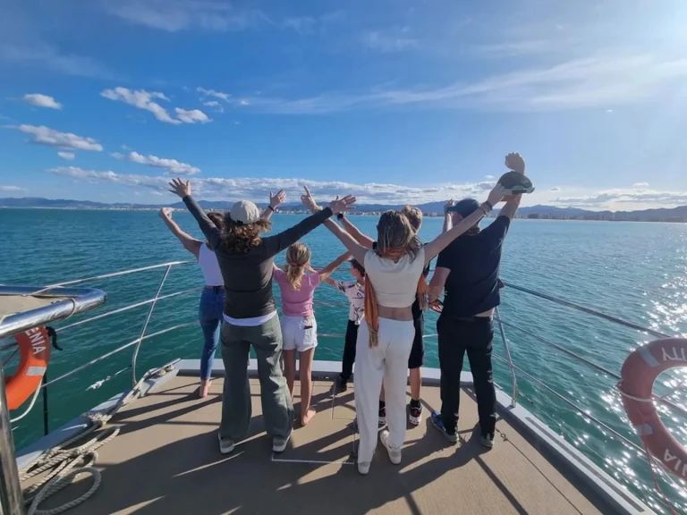 Rent a Serenity Catamarán Puerto Marina Benalmadena