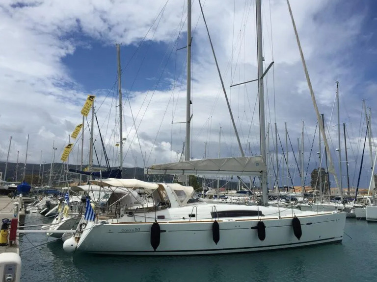 Sailboat for rent Alimos at the best price