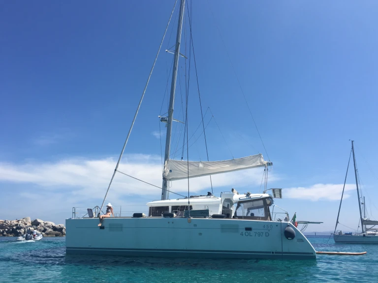 Bareboat Rental Catamaran Lagoon with a boat licence