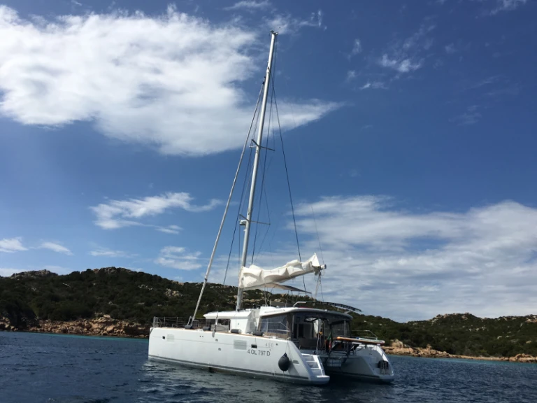 Catamaran for rent Pozzuoli at the best price