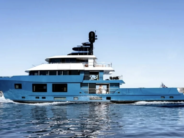 Yacht charter Saint-Tropez cheap First 45