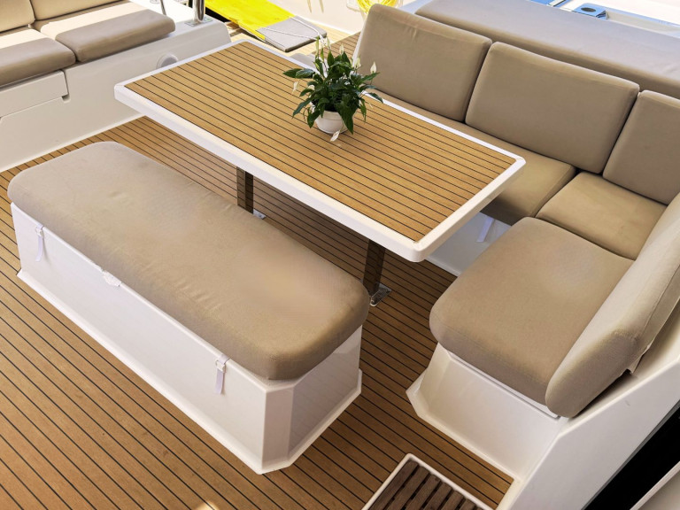 Fountaine Pajot Elba 45 in Palermo on SamBoat