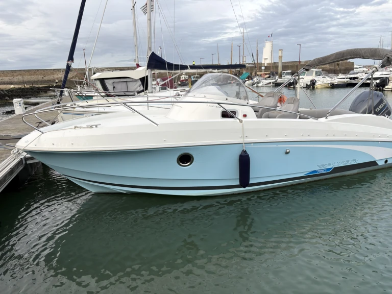 Motorboat rental in Piriac-sur-Mer - Bénéteau Flyer 750 Sun Deck Miami