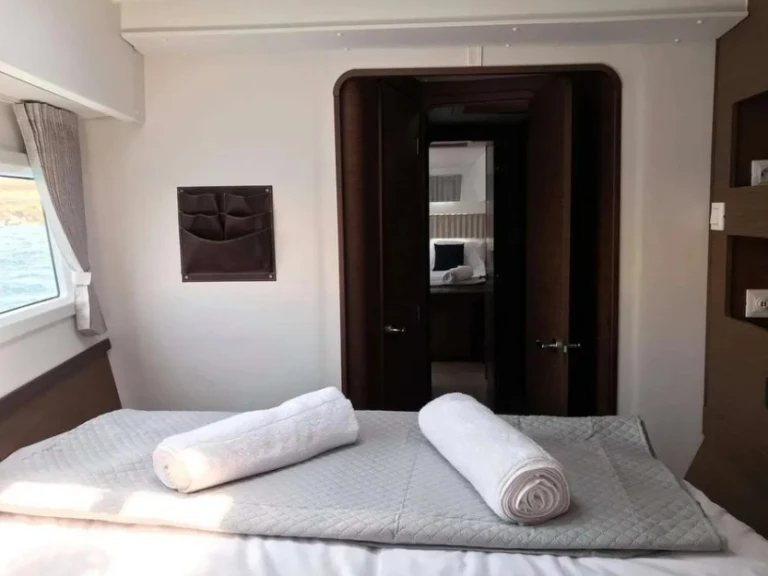 Yacht charter Rhodes (City) cheap Lagoon 42