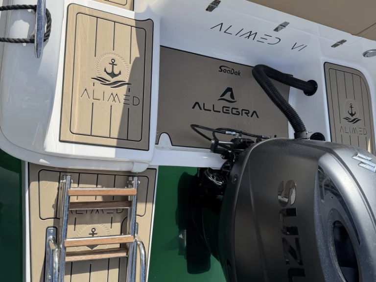 Yacht charter Port of Alicante cheap 21 D