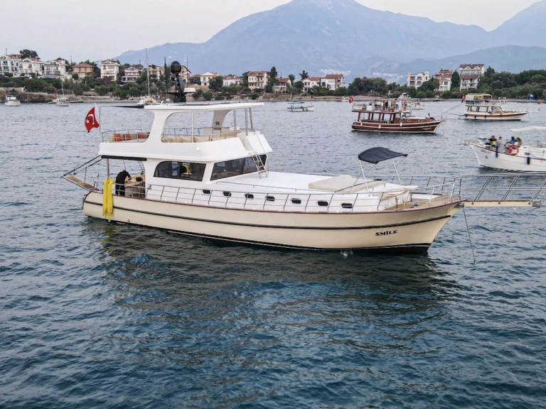 Motorboat rental in Göcek - Custom Made Gulet
