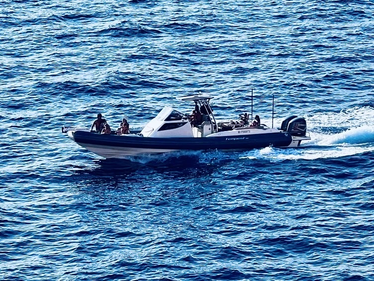 Motorboat for rent Marseille at the best price