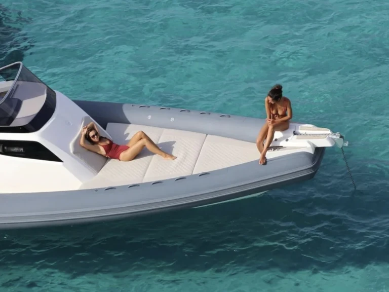 Motorboat for rent Marseille at the best price