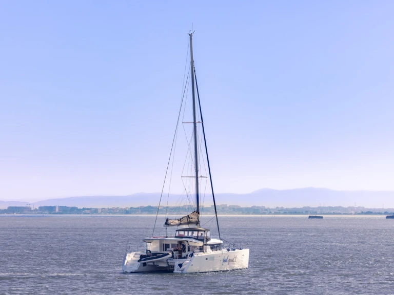 Bareboat Rental Catamaran Lagoon with a boat licence