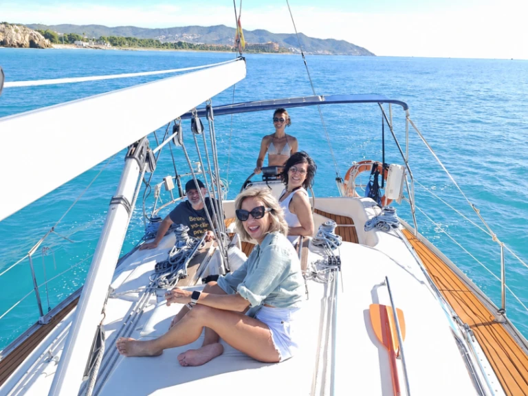 Yacht charter Sitges cheap Bavaria 38 Cruiser