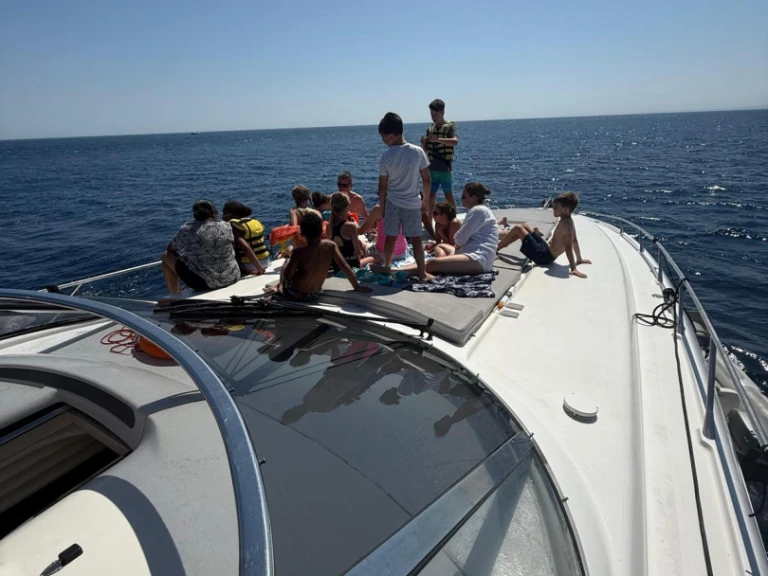 Motorboat rental with or without captain Sunseeker Puerto Deportivo de Marbella