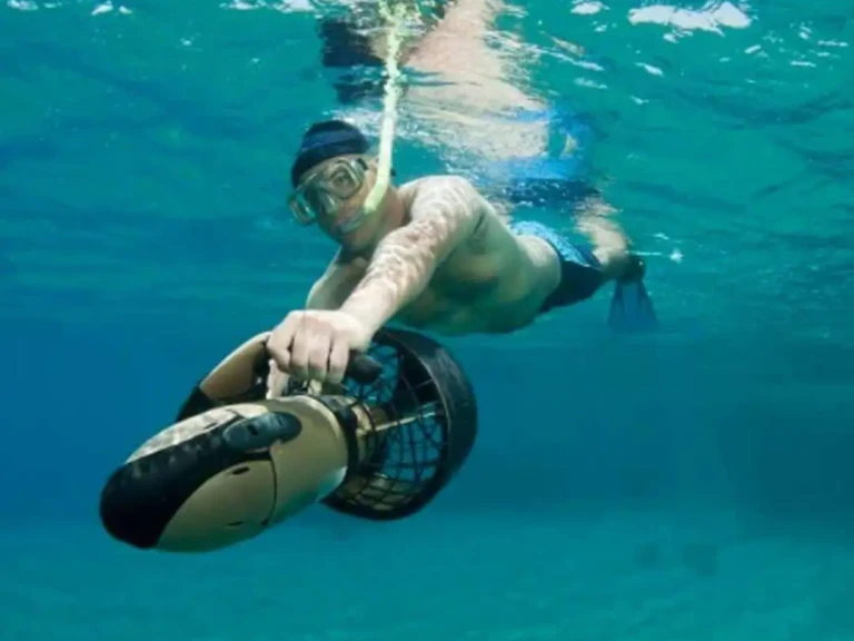 Rent a Edel Edel Cat 33 Le Cap d'Agde