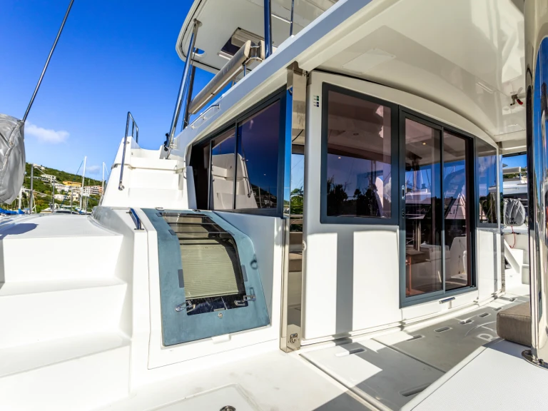 Catana Bali 4.8 in Tortola on SamBoat