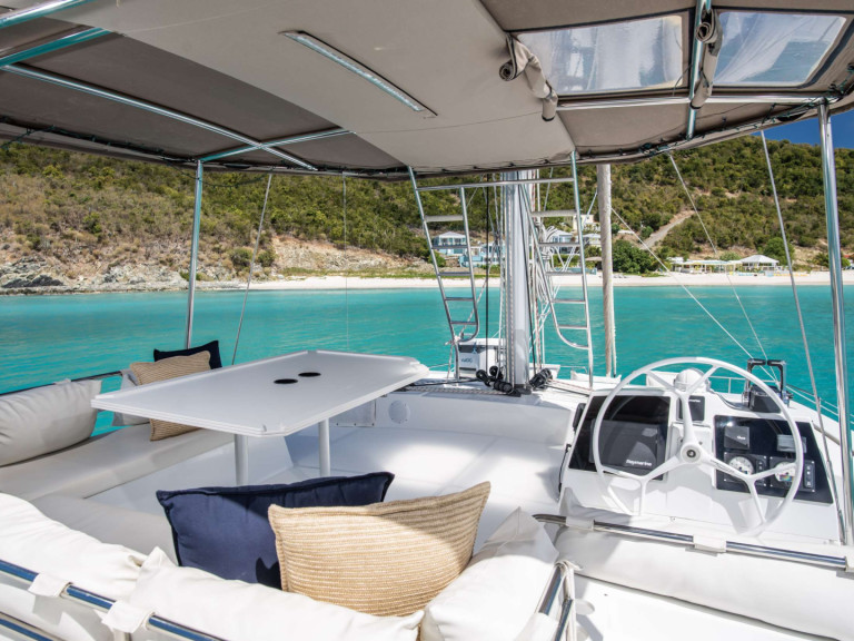 Catamaran rental in Tortola - Bali Bali 4.8